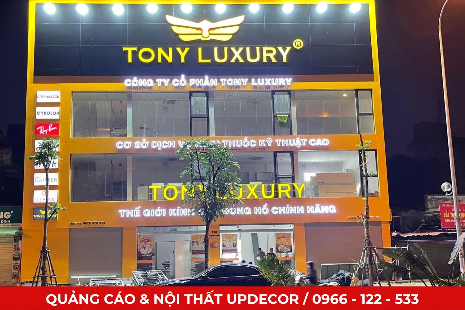 Biển quảng cáo showroom kính mắt đồng hồ Tony Luxury